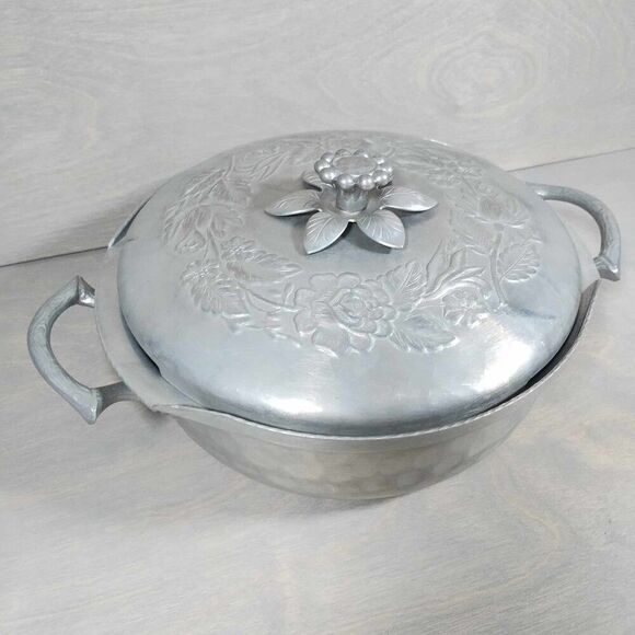 Vintage EVERLAST Forged Aluminum 2 Covered Casserole Dish vintage flower‎ - Picture 2 of 16